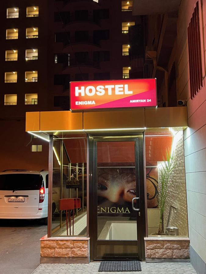Enigma Hostel Yerevan Ngoại thất bức ảnh