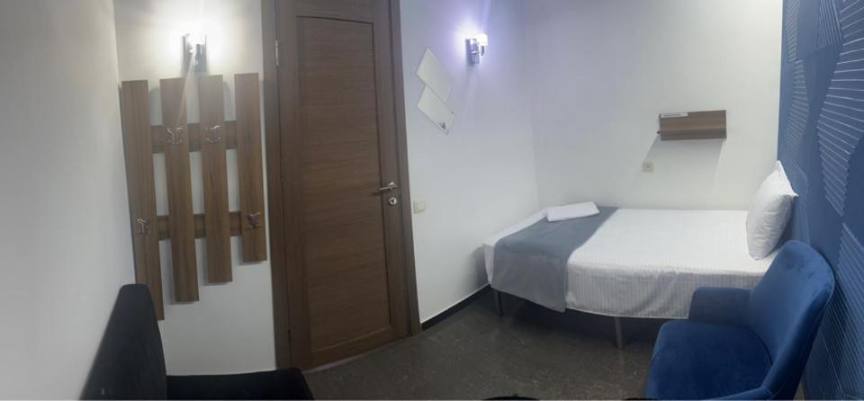 Enigma Hostel Yerevan Ngoại thất bức ảnh